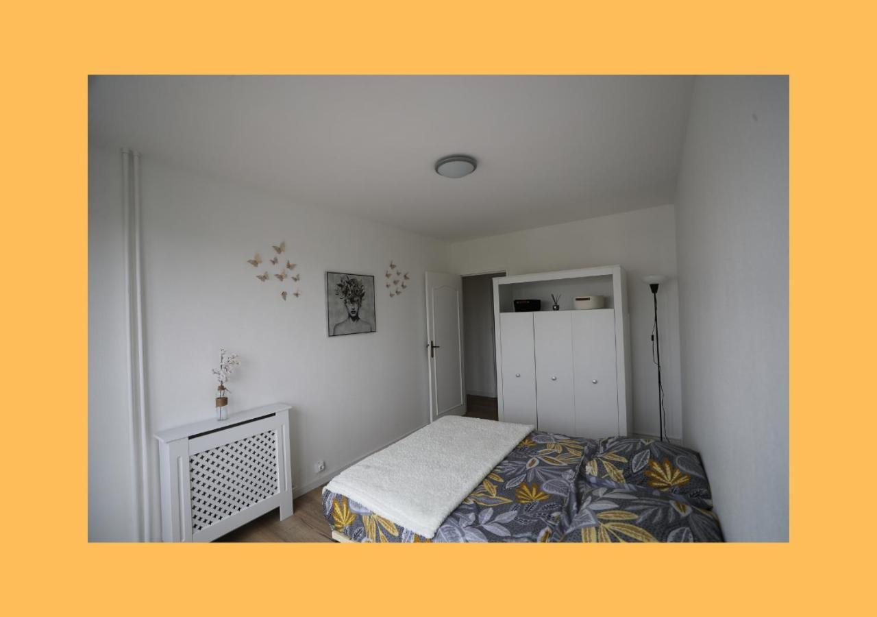 Appartement Cocon Parisien Au Plessis - Court De Tennis Prive à Le Plessis-Bouchard Extérieur photo