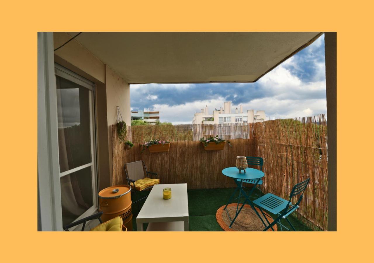 Appartement Cocon Parisien Au Plessis - Court De Tennis Prive à Le Plessis-Bouchard Extérieur photo